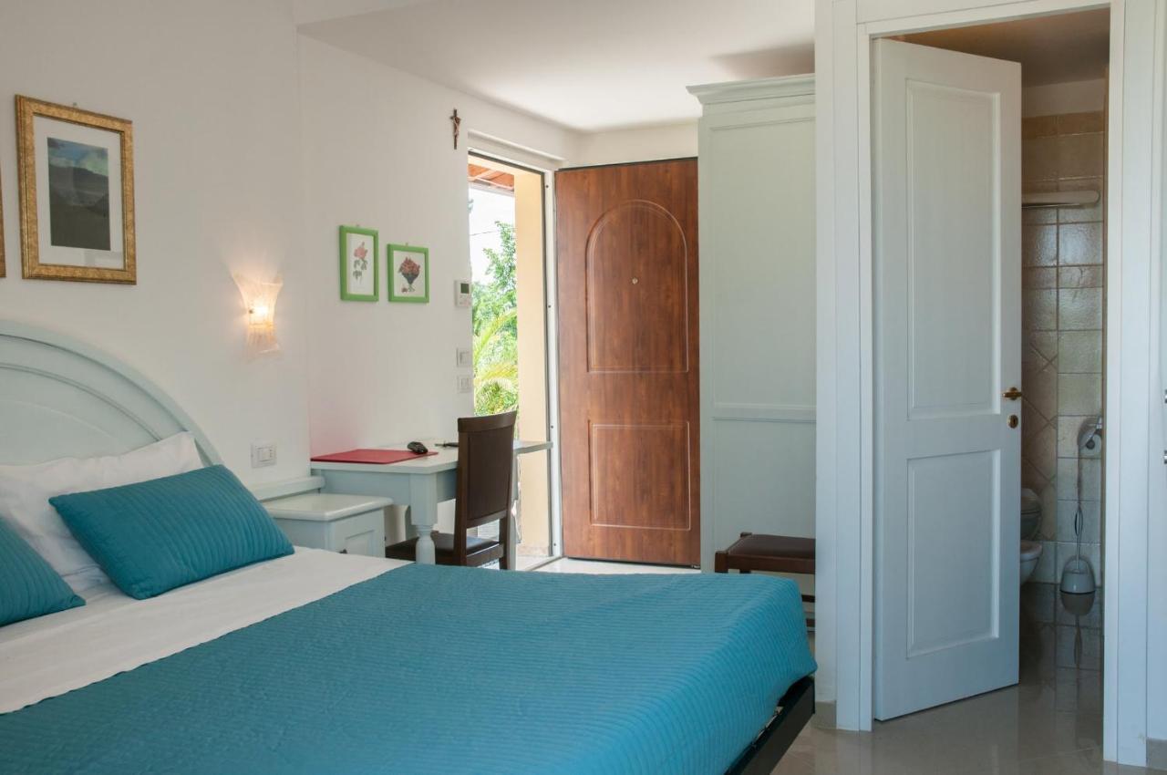 Agriturismo Il Casale Di Monica Rivotorto Kültér fotó