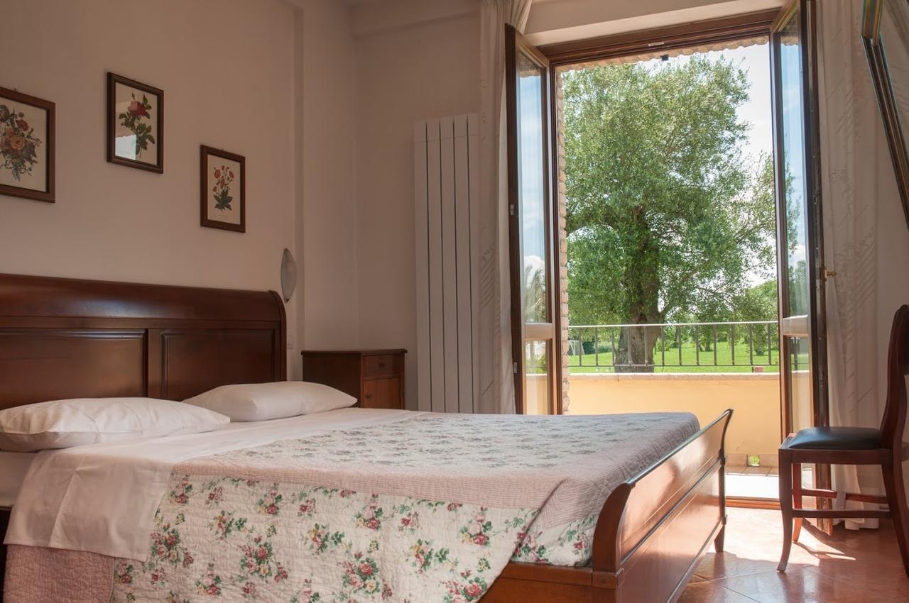 Agriturismo Il Casale Di Monica Rivotorto Kültér fotó