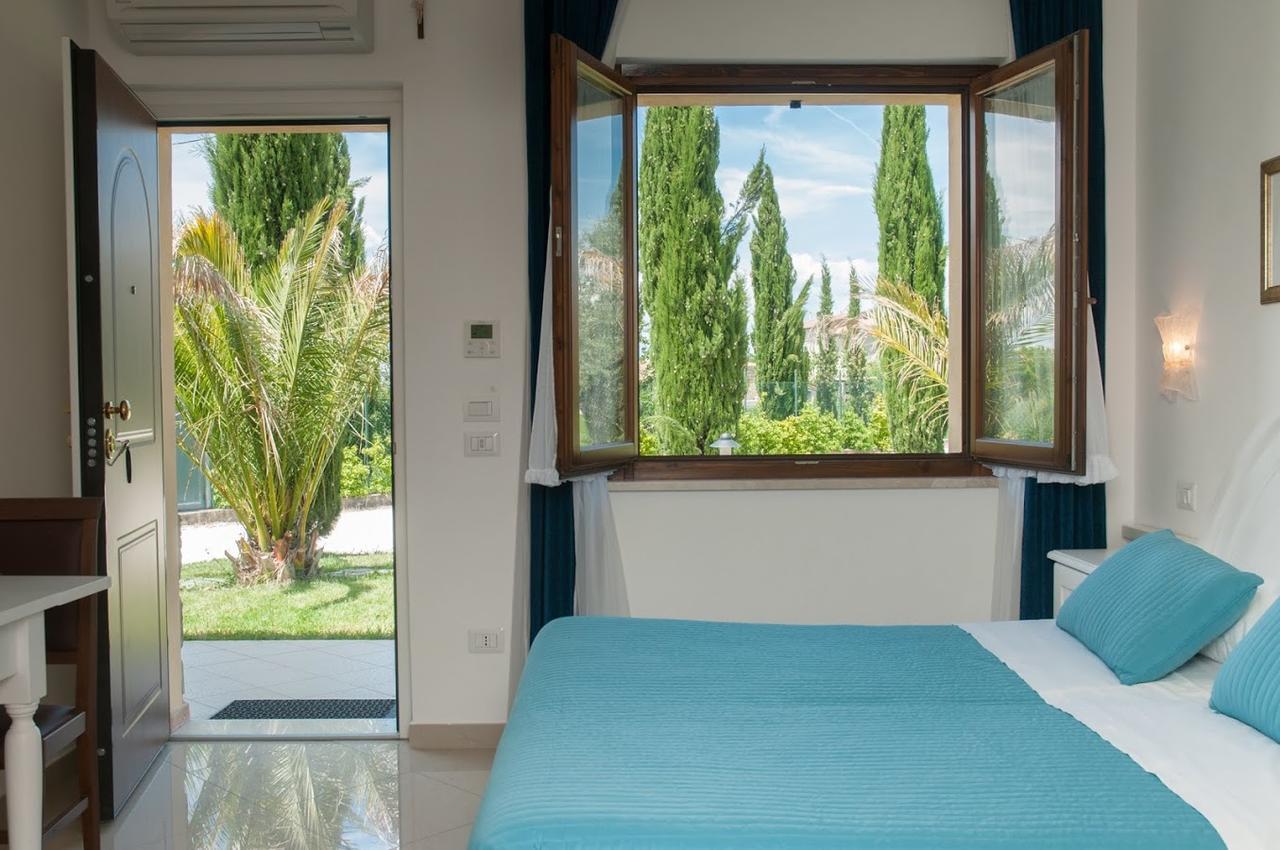 Agriturismo Il Casale Di Monica Rivotorto Kültér fotó